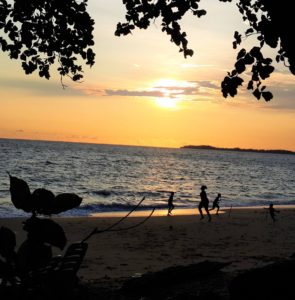 Libreville’de Yaşam ve Sunset Beach Hotel