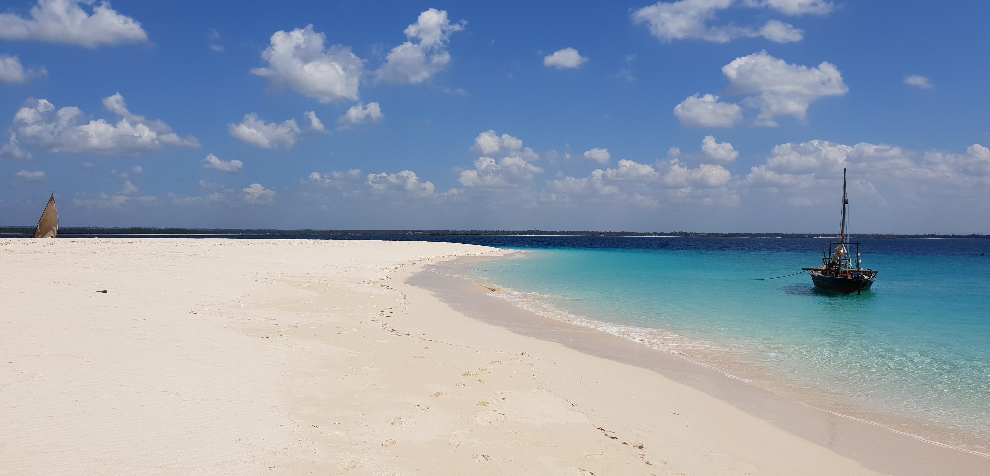 Sinda Adaları Snorkel Turu – Kipepeo, Dar Es Salaam